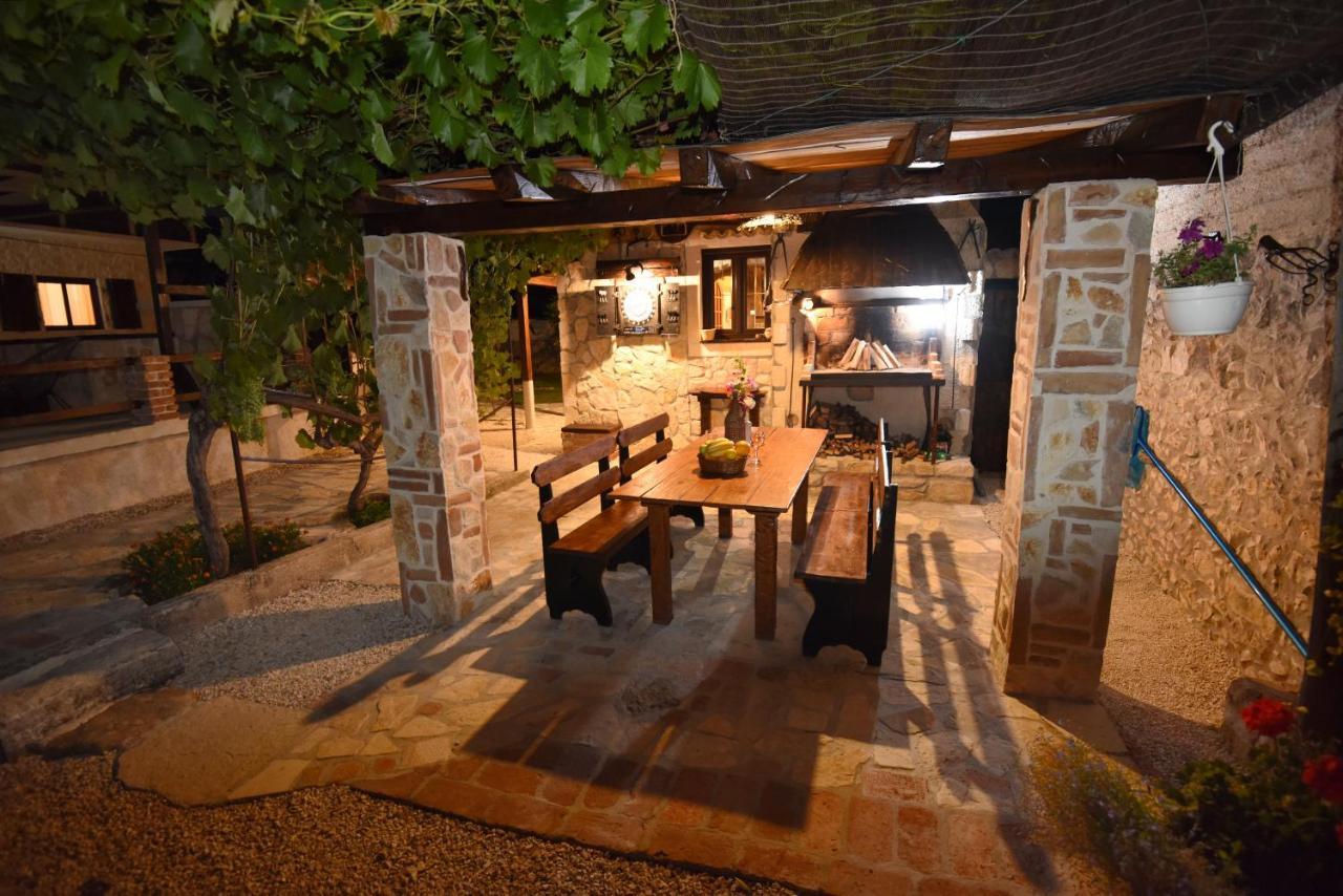 House & Apartment Palaca Donji Zemunik Exterior foto